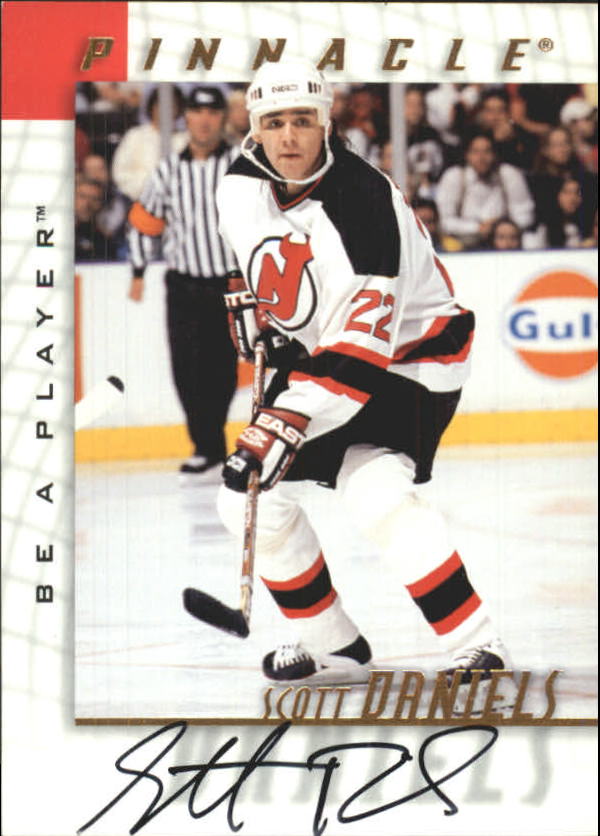 1997-98 Be A Player Autographs #116 Scott Daniels