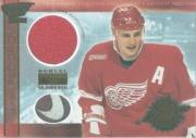 2000-01 Revolution NHL Game Gear #4 Sergei Fedorov