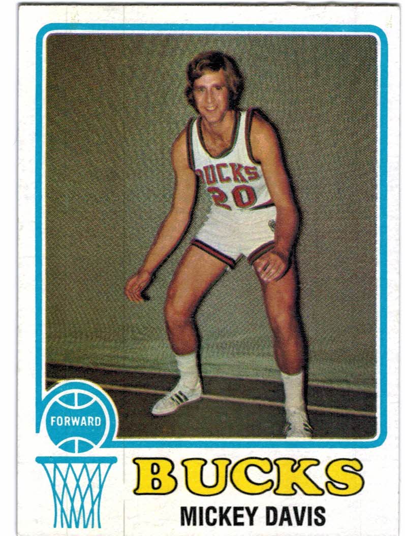 1973-74 Topps #107 Mickey Davis