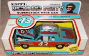 1982-84 Ertl 1:25 #43 R.Petty/STP Superstock Package