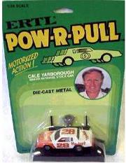 1984 Ertl Pow-R Pull 1:64 #28 C.Yarborough/Hardee's