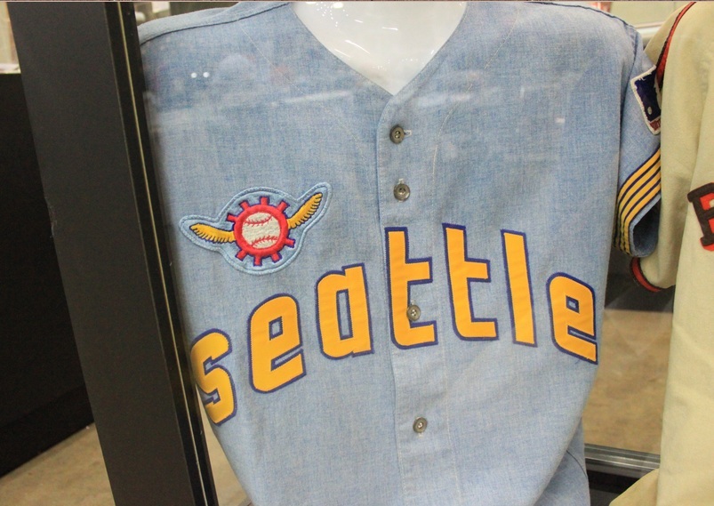 Seattle Pilots Vintage Apparel & Jerseys