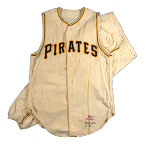 Bill Mazeroski Signed Jersey (Beckett)