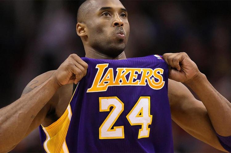 What the Death of Kobe Bryant means for the Value of his Autograph ;?>