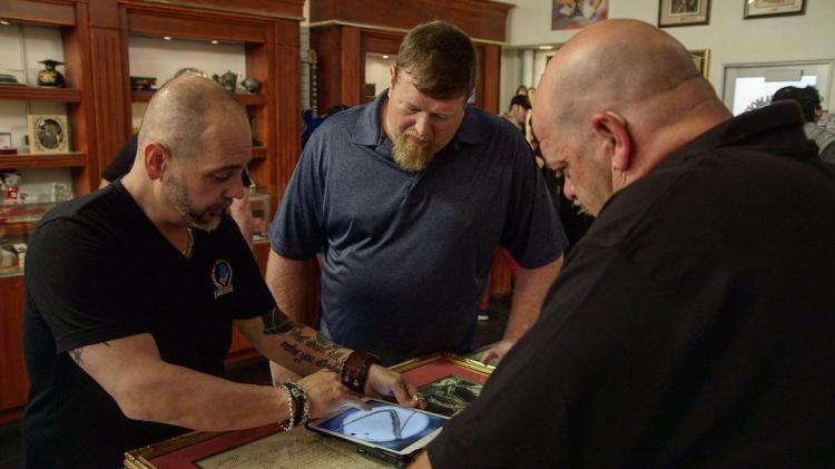 Is Pawn Stars real or staged?