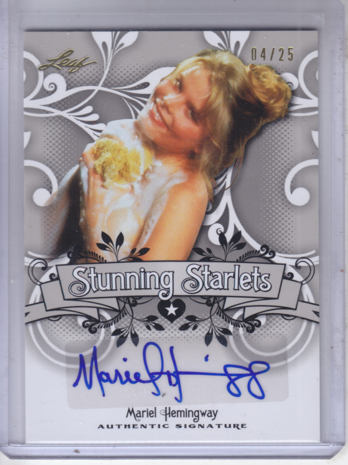 2014 Leaf Pop Century Stunning Starlets Autographs Silver #SSMH1 Mariel Hemingway/25