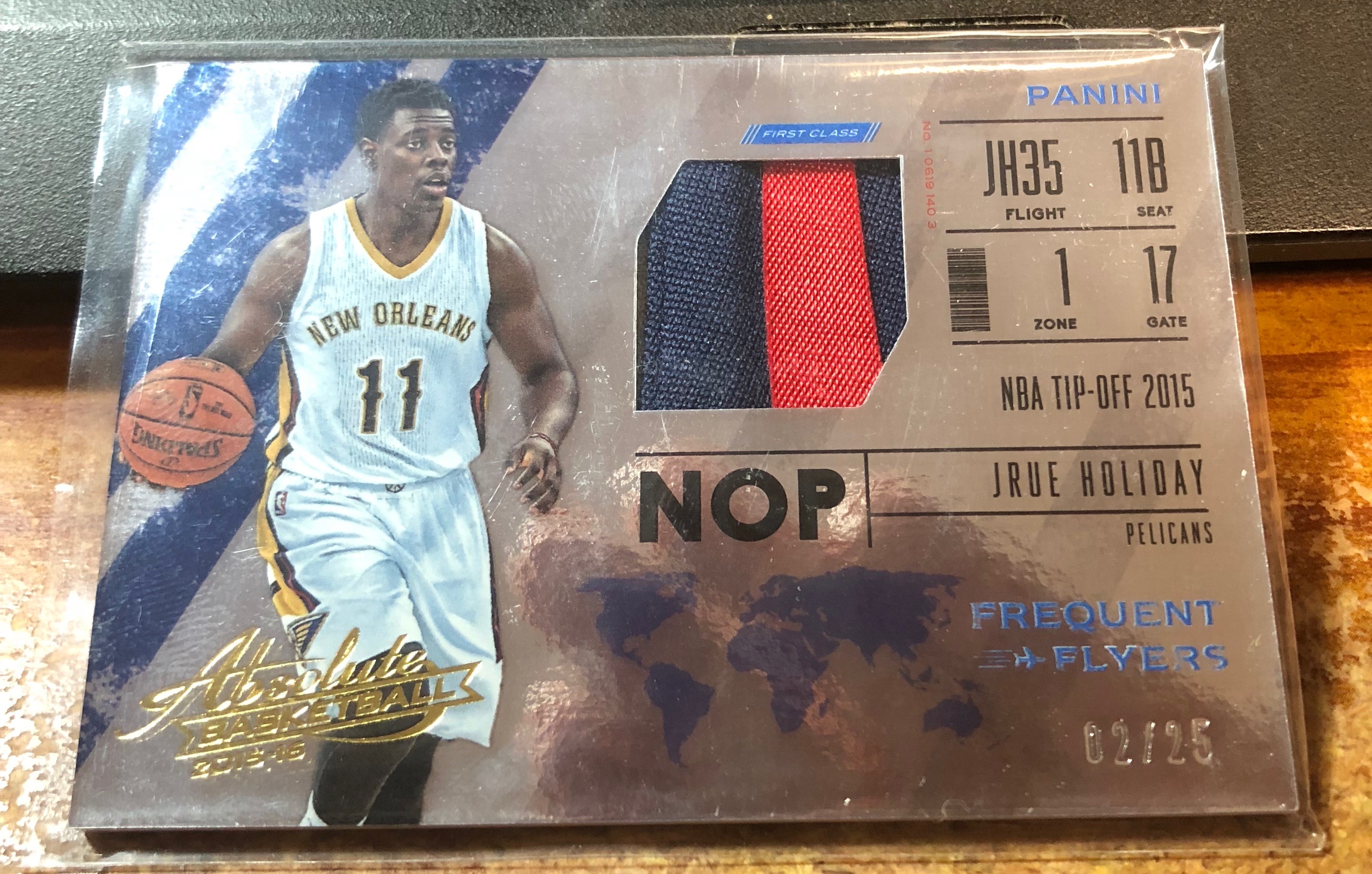 2015-16 Absolute Memorabilia Frequent Flyer Materials Prime #32 Jrue Holiday/25