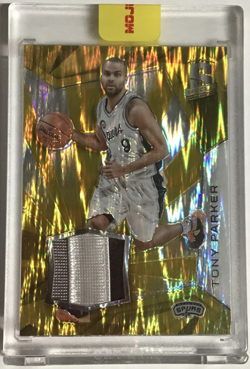 2015-16 Panini Spectra Swatches Prizms Gold #30 Tony Parker