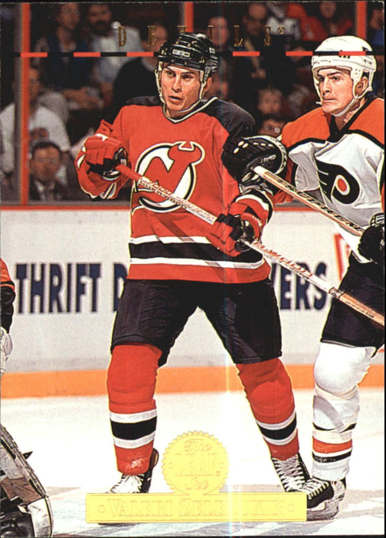 1994-95 Leaf #17 Valeri Zelepukin