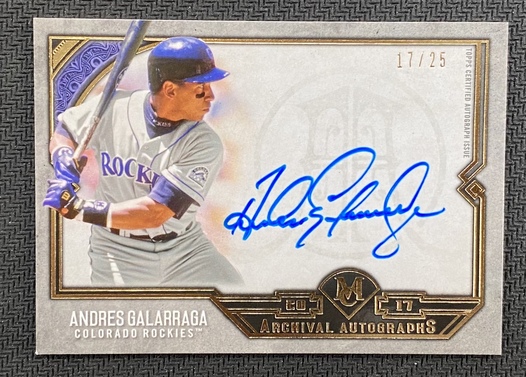 2017 Topps Museum Collection Archival Autographs Gold #AAAGA Andres Galarraga