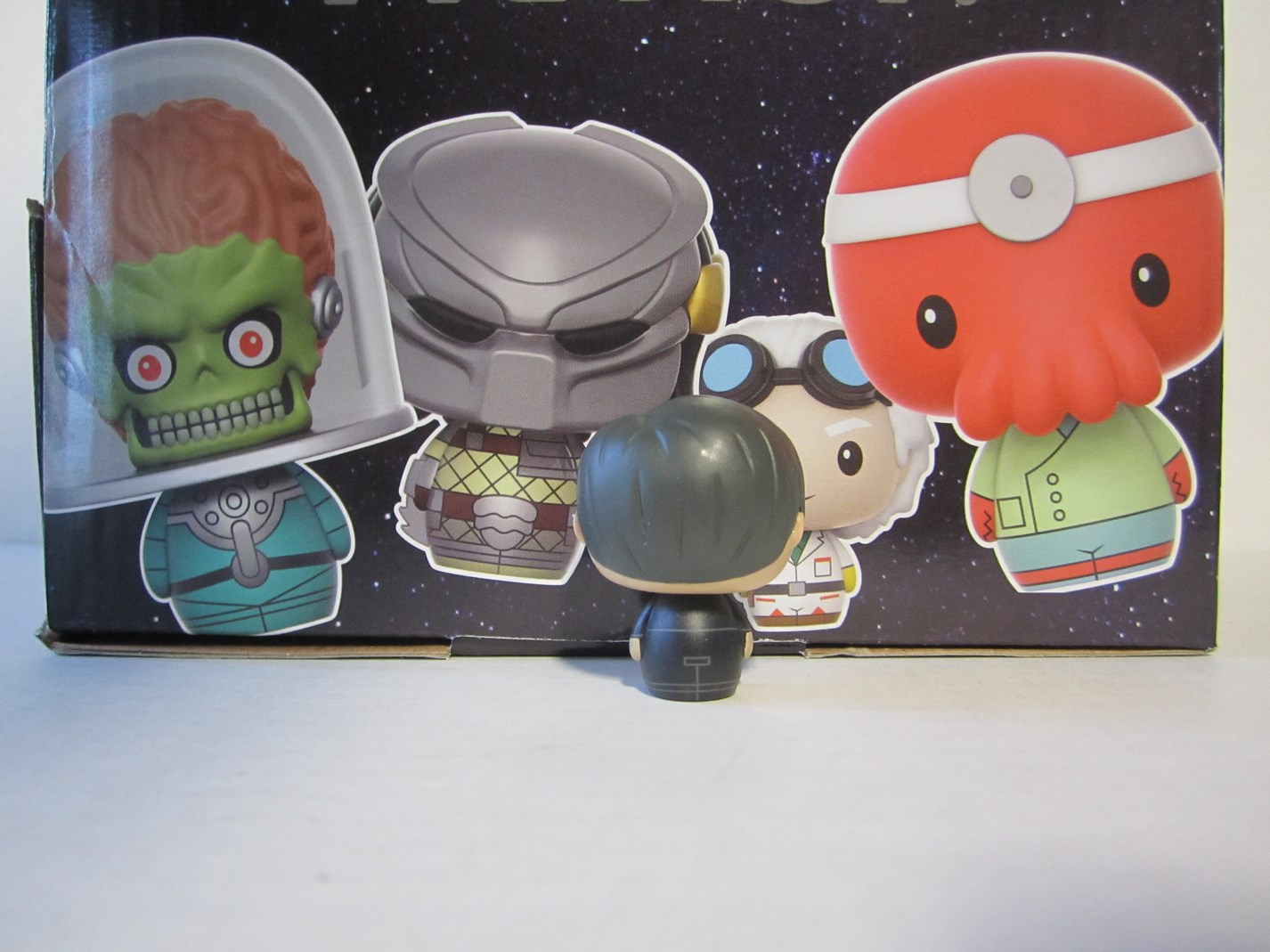 2017 Funko Pint Size Heroes Sci-Fi #NNO Neo back image