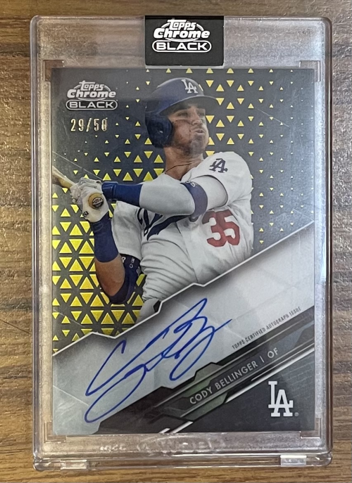 Autographed Los Angeles Dodgers Cody Bellinger 2017 Topps Chrome