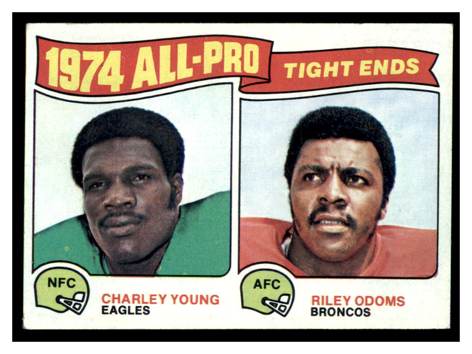 1975 Topps #207 All Pro Tight Ends/Charle Young/Riley Odoms