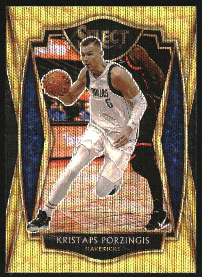 2020-21 Select Prizms Gold Wave #105 Kristaps Porzingis