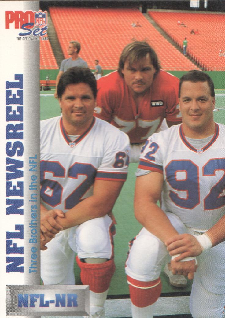 1992 Pro Set #696 3 Brothers in NFL NEWS/Brian Baldinger/Gary Baldinger/Rich  Baldinger - NM-MT