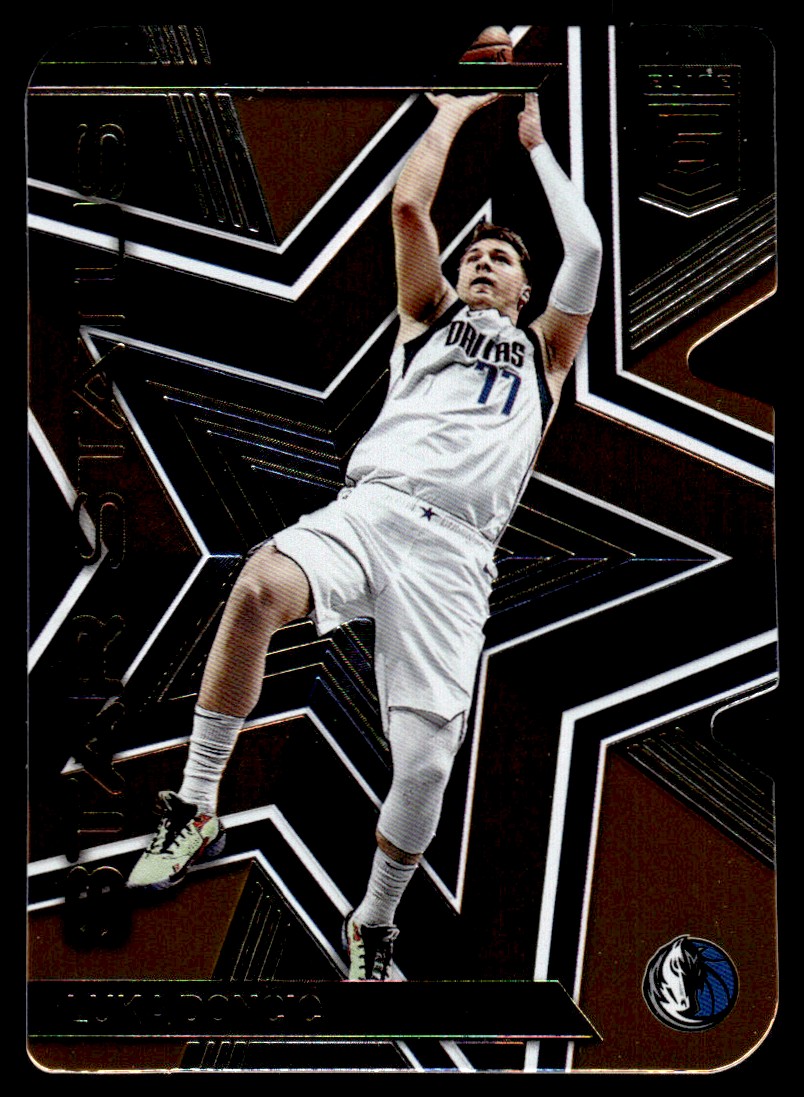 2021-22 Elite Star Status Orange Die Cut #14 Luka Doncic - NM-MT