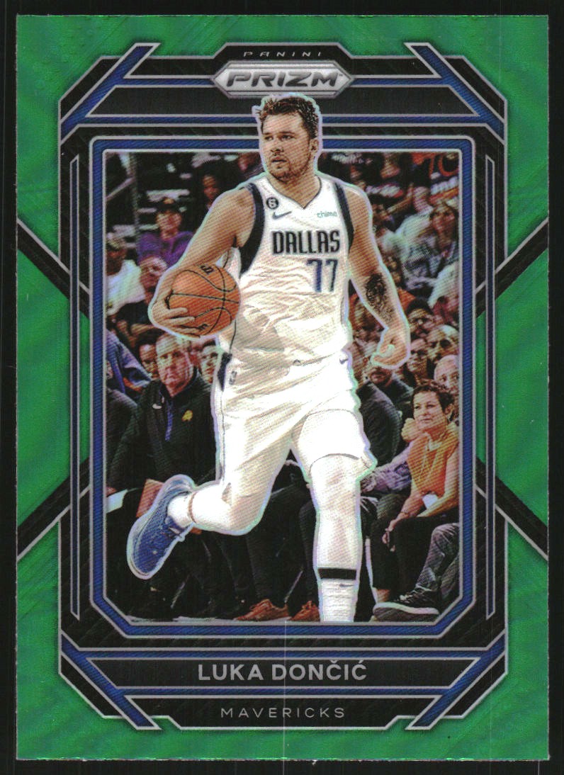 2022-23 Panini Prizm Prizms Green #196 Luka Doncic