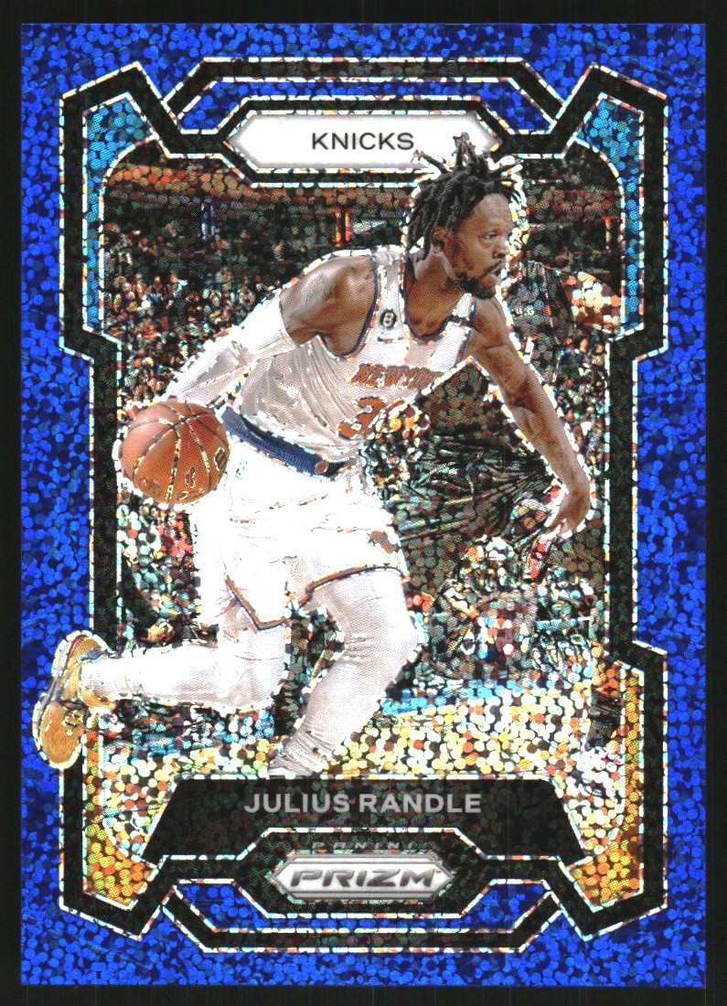 2023-24 Panini Prizm Prizms Blue Sparkle #18 Julius Randle
