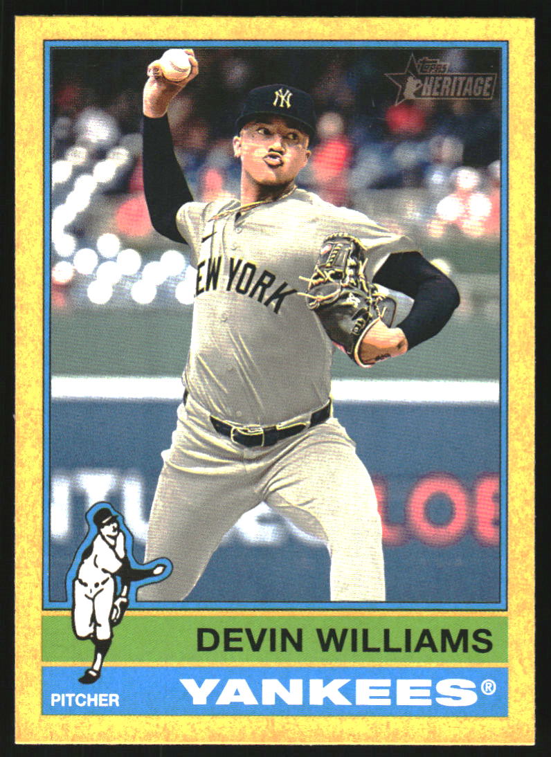 2025 Topps Heritage Yellow Border #376 Devin Williams
