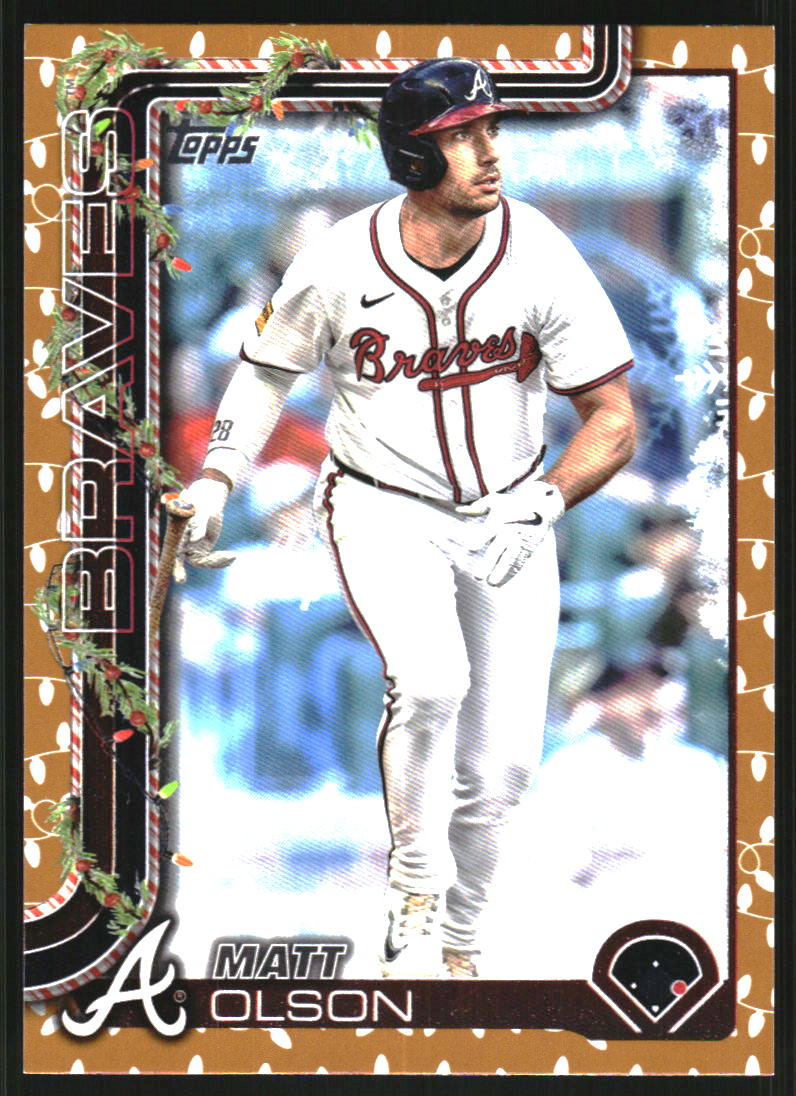 2025 Topps Holiday Gold Lights #H15 Matt Olson