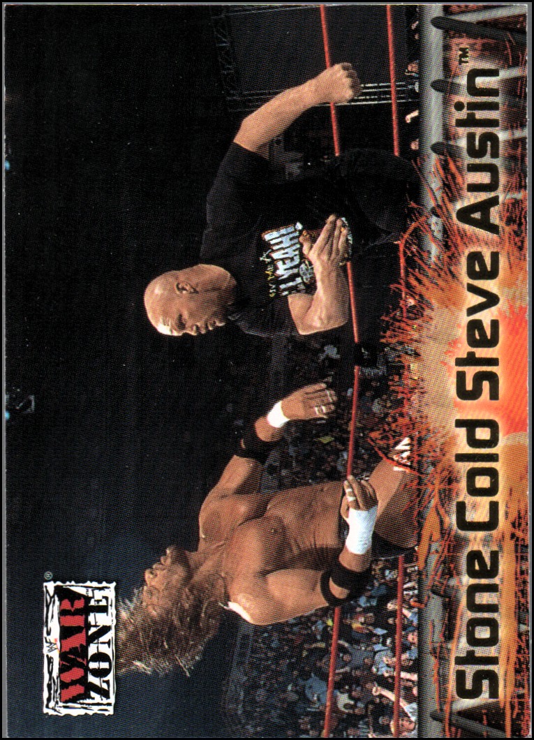 2001 Fleer WWF Raw Is War #77 Stone Cold Steve Austin WZ