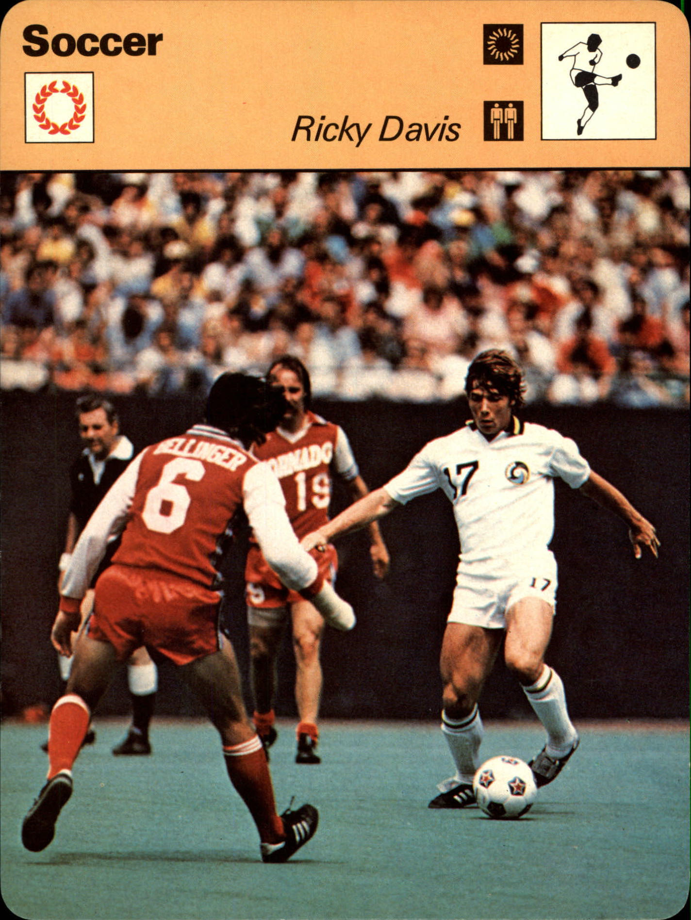 1977-79 Sportscaster Series 102 #10217 Ricky Davis