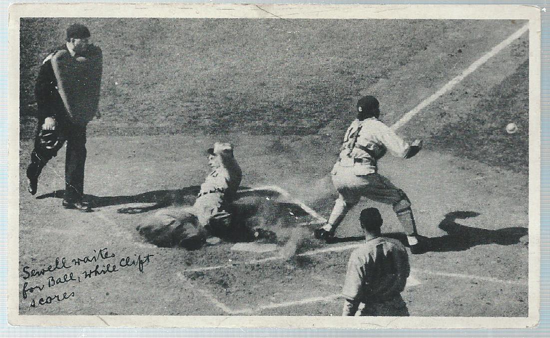 1936 National Chicle Fine Pen Premiums R313 #115 Sewell waits for/ball while/Clift scores