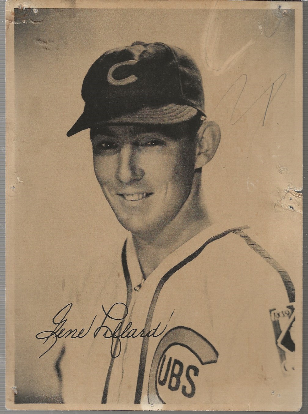 1939 Cubs Team Issue #16 Gene Lillard