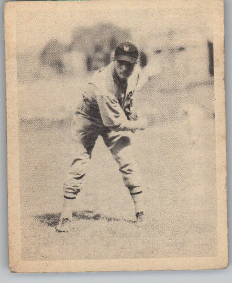 1939 Play Ball #73 Hal Schumacher