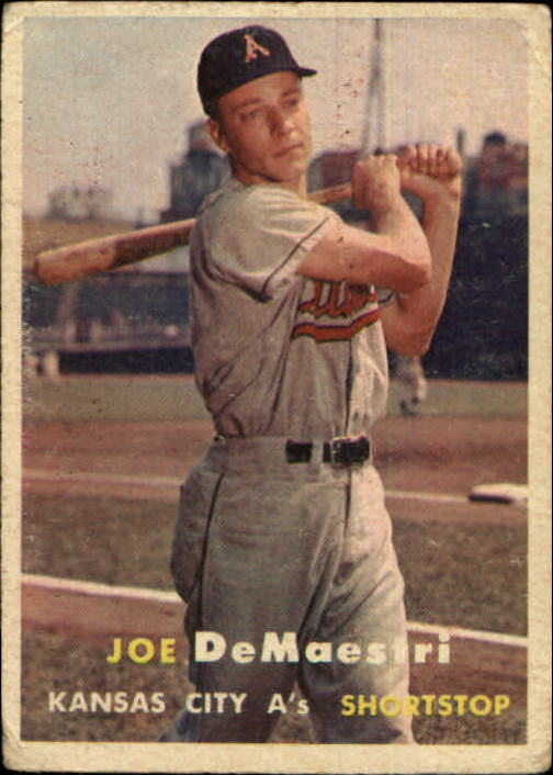 1957 Topps #44 Joe DeMaestri