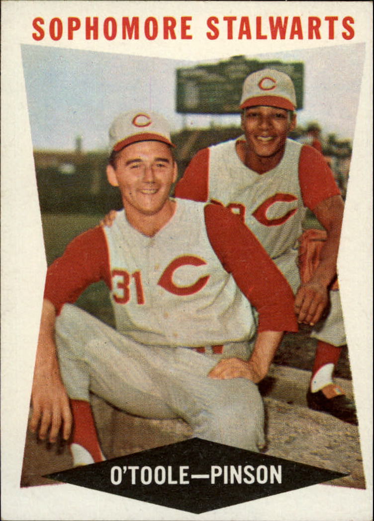 1960 Topps #32 Sophomore Stalwarts/Jim O'Toole/Vada Pinson