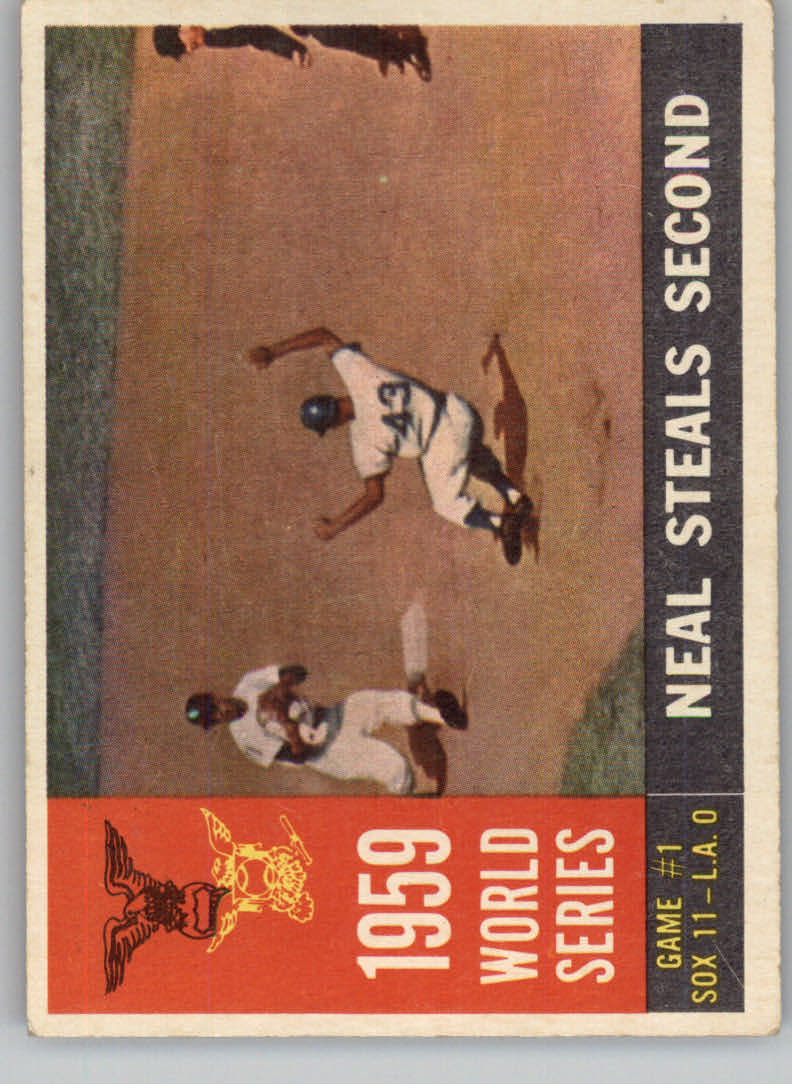 1960 Topps #385 World Series Game 1/Charlie Neal/Steals Second