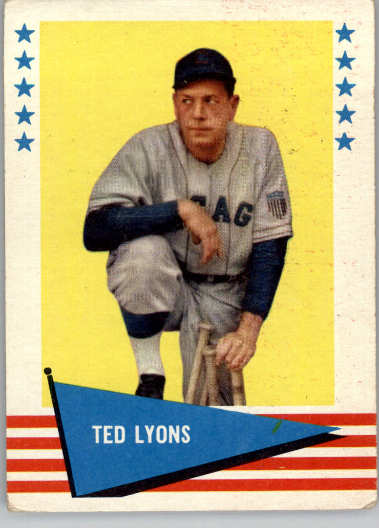 1961 Fleer #122 Ted Lyons