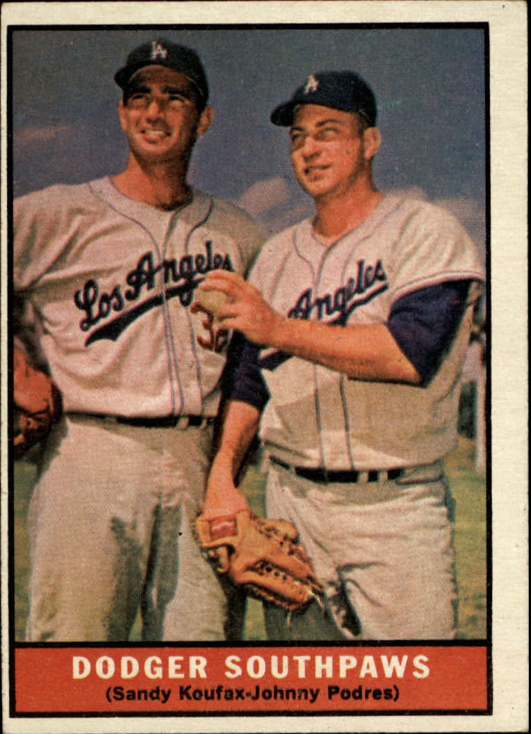 1961 Topps #207 Dodger Southpaws/Sandy Koufax/Johnny Podres