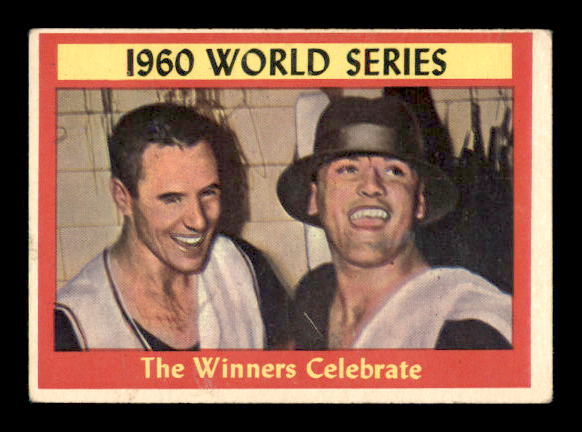 1961 Topps #313 World Series Summary/Winners Celebrate