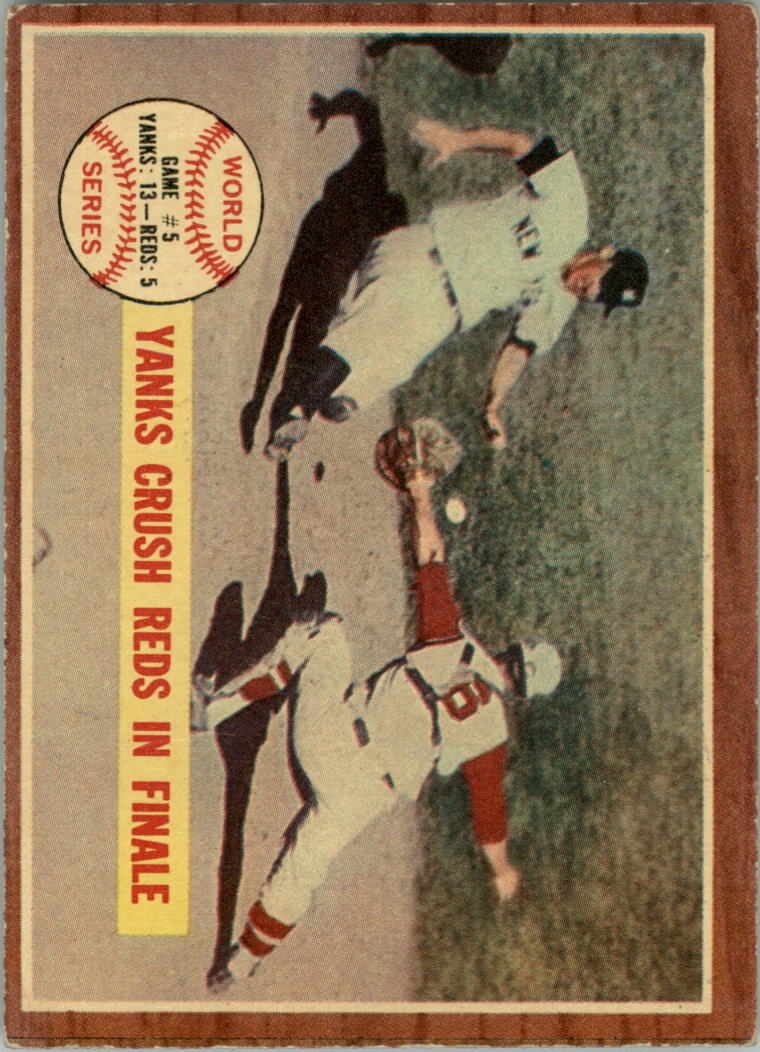 1962 Topps #236 World Series Game 5/Yanks Crush Reds