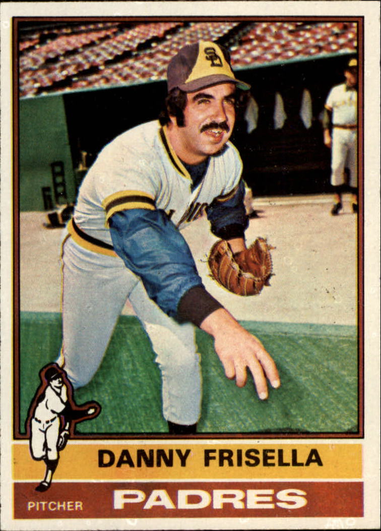 1976 Topps #32 Danny Frisella