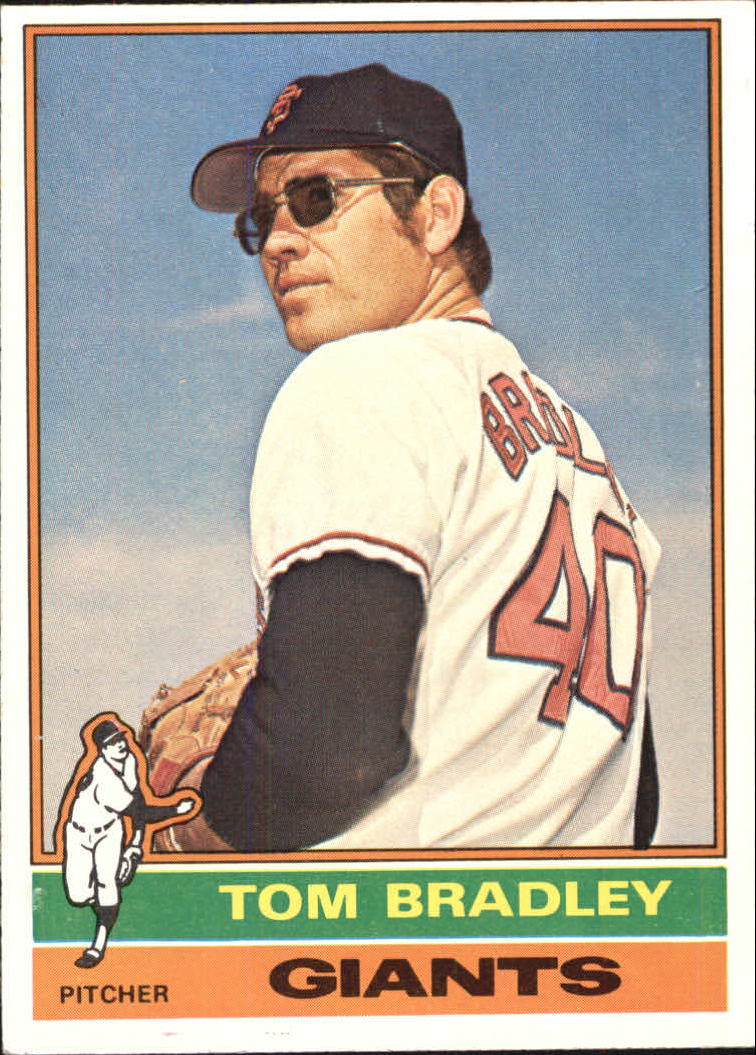 1976 Topps #644 Tom Bradley - EX-MT