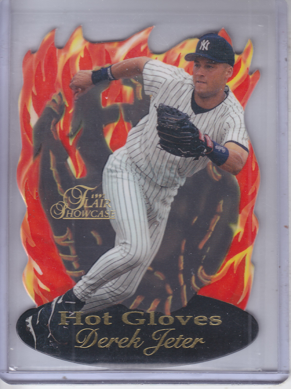 Derek Jeter 1997 Flair Showcase Hot Gloves #6 Price Guide - Sports