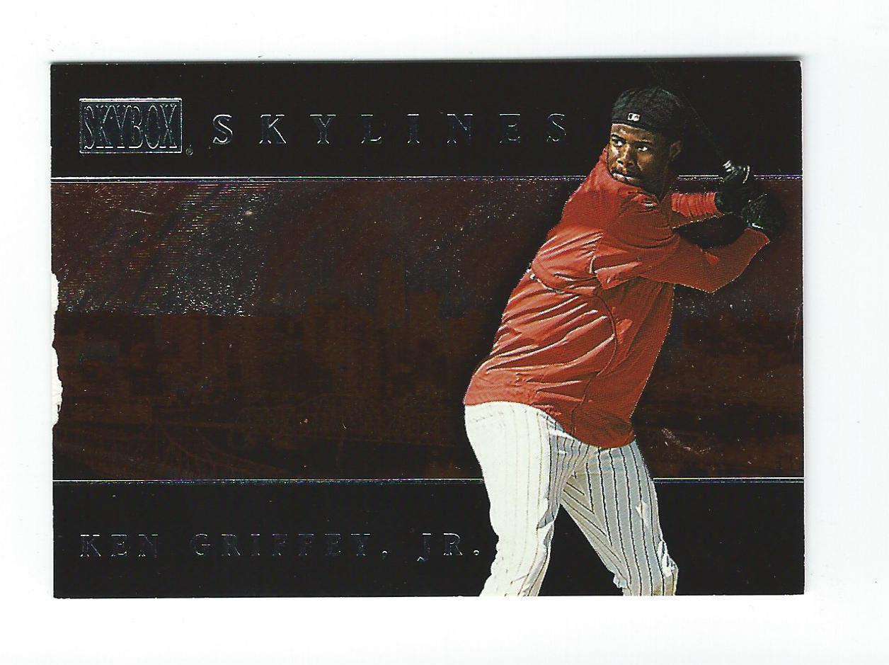 2000 SkyBox Skylines #9 Ken Griffey Jr.