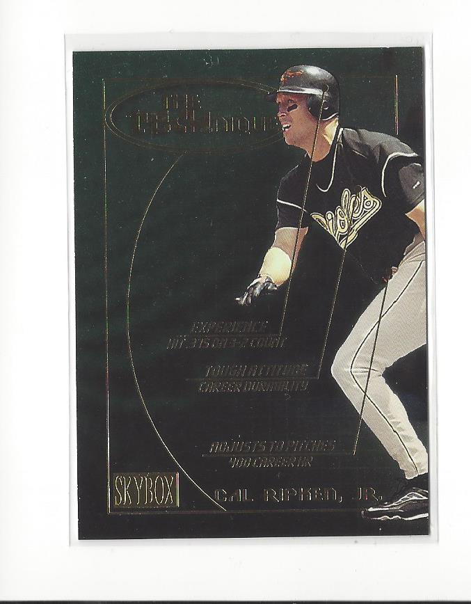 2000 SkyBox Technique #11 Cal Ripken