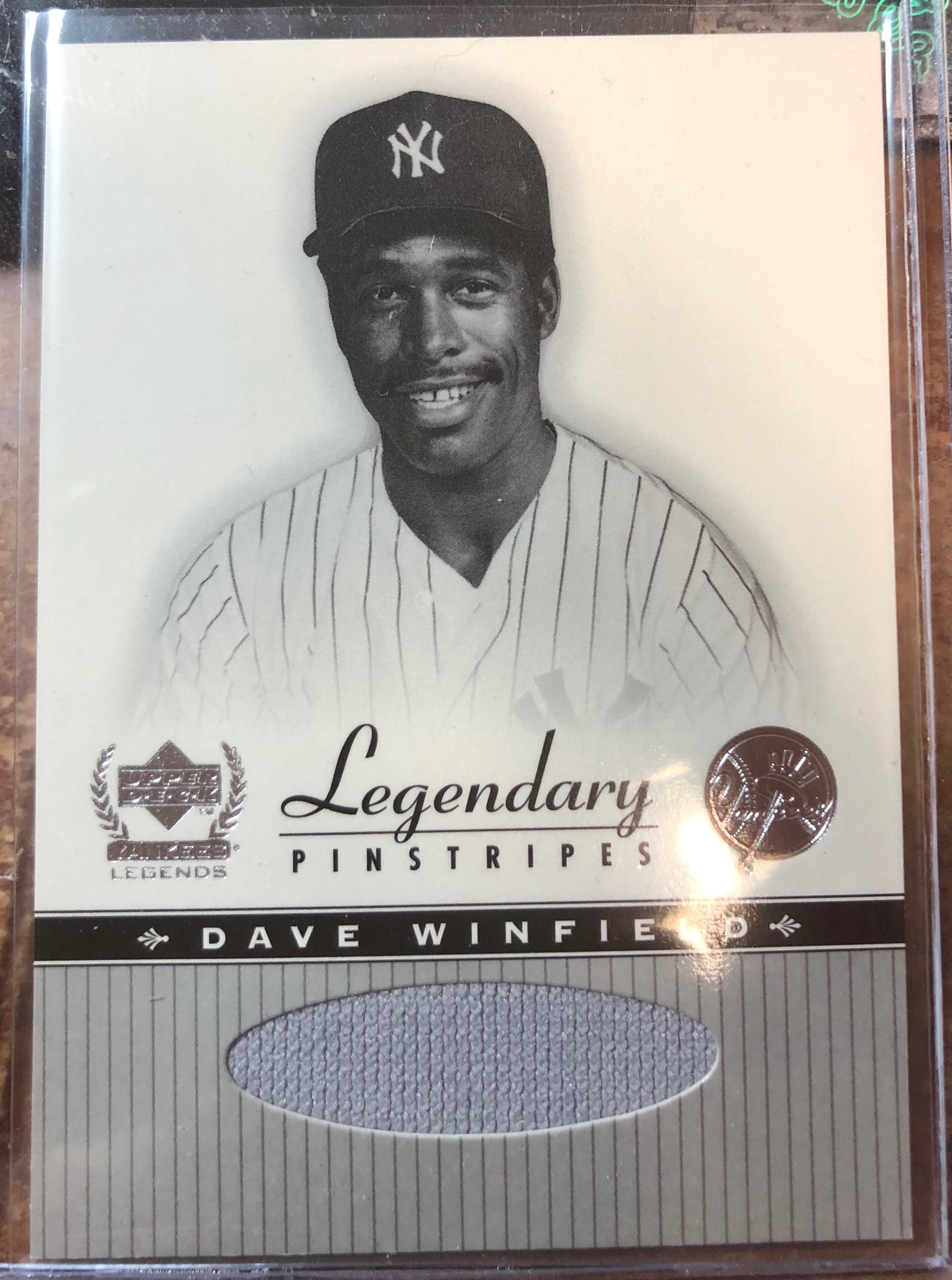 2000 Upper Deck Yankees Legends Legendary Pinstripes #DWLP Dave Winfield