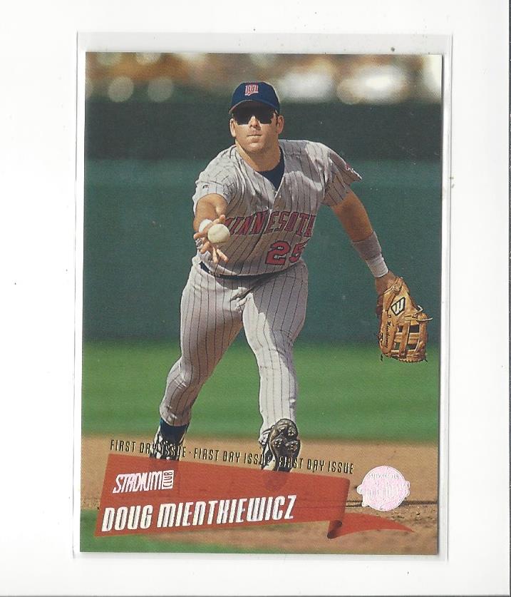 2000 Stadium Club First Day Issue #86 Doug Mientkiewicz