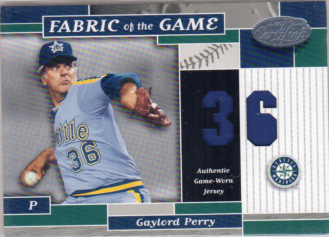 2002 Leaf Certified Fabric of the Game #66JN Gaylord Perry/36