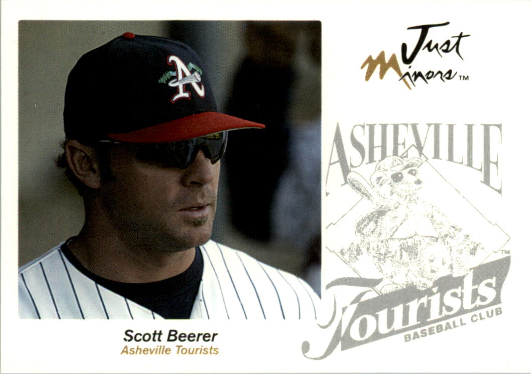 2005 Just Autographs #5 Scott Beerer