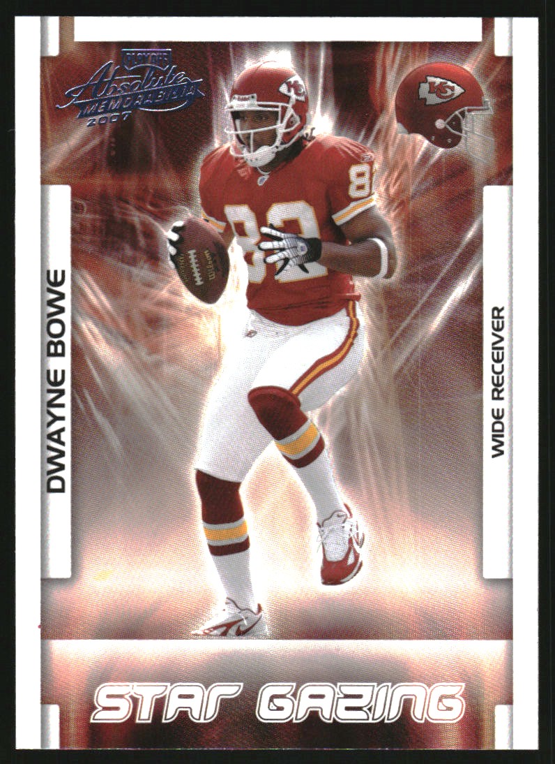 2007 Absolute Memorabilia Star Gazing Spectrum #8 Dwayne Bowe