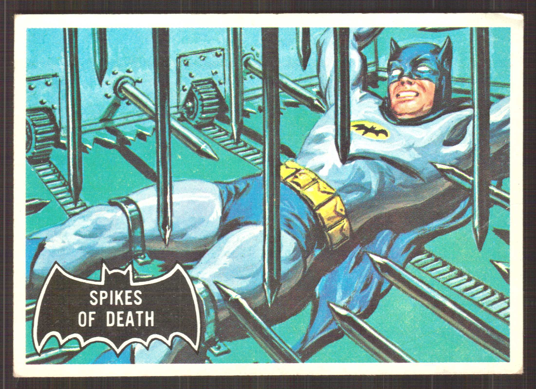 1966 Topps Batman Black Bat #17 Spikes of Death