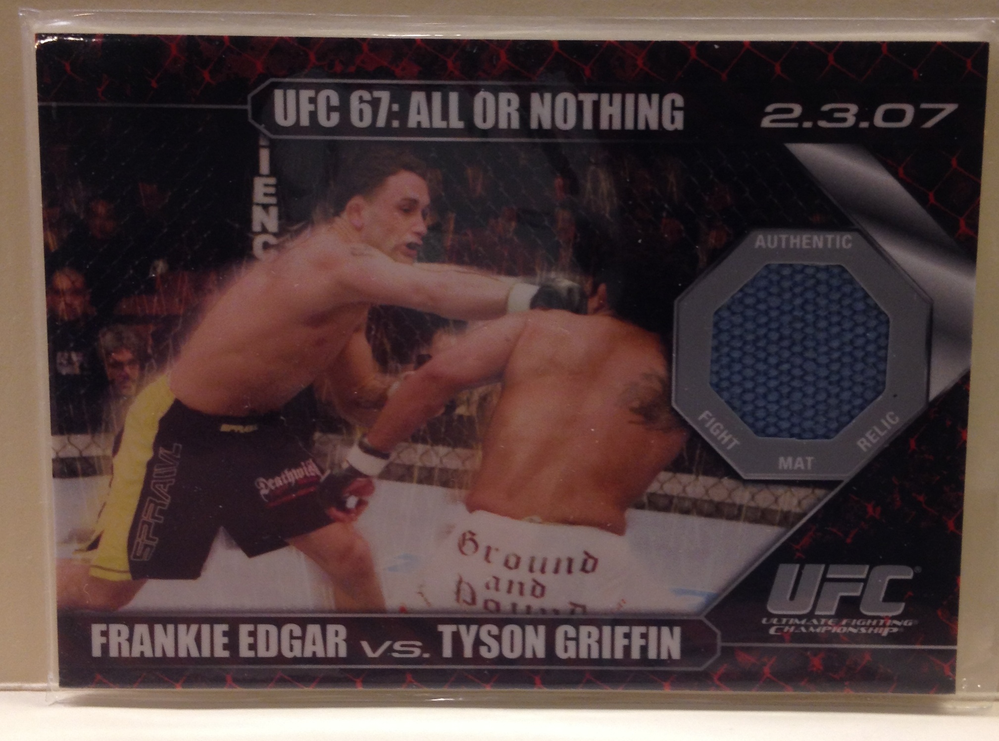 2009 Topps UFC Round 1 Debut Mat Relics #DMEG Frankie Edgar/Tyson Griffin