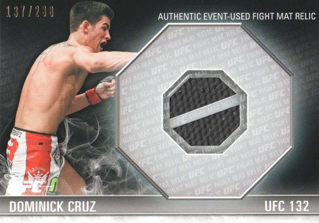 2012 Topps UFC Knockout Fight Mat Relics #FMDC Dominick Cruz