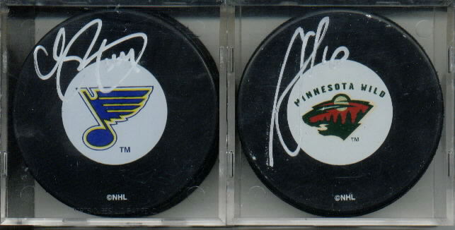 Chris Pronger Autograph St. Louis Blues Official NHL Hockey Puck - Topps Reserve Case Topper Redemption Offer